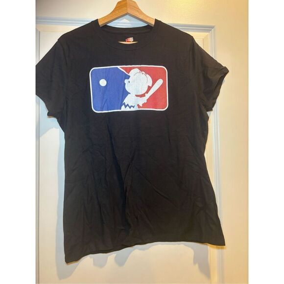 Charlie Brown Baseball Women's T-shirt size Large - Picture 1 of 2